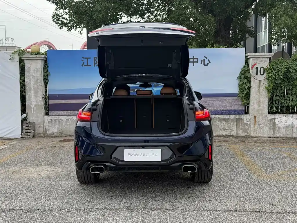 BMW X4 M40i 2023 — фото 6