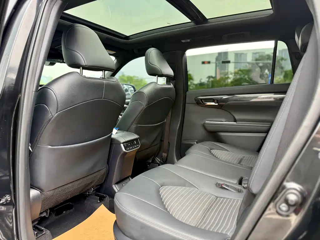 Toyota Crown Kluger 2021 — фото 14