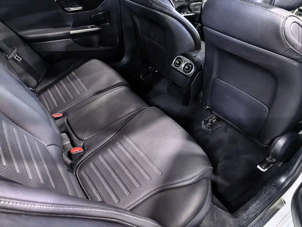 Mercedes-Benz C-Class 2022 — фото 12