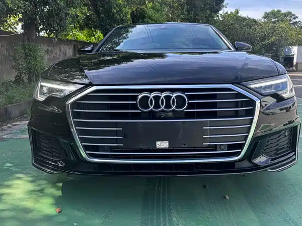 Audi A6L 2022