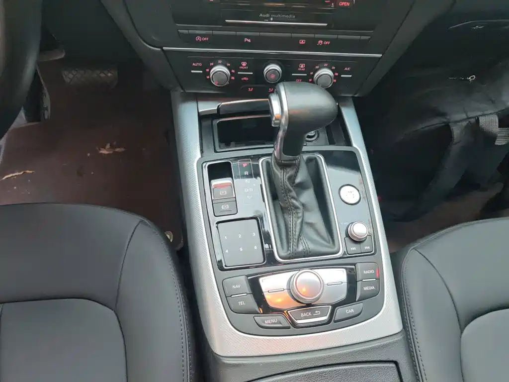 Audi A6L 2016 — фото 11