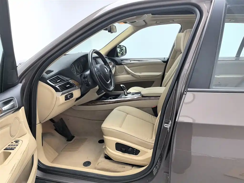 BMW X5 2013 — фото 10