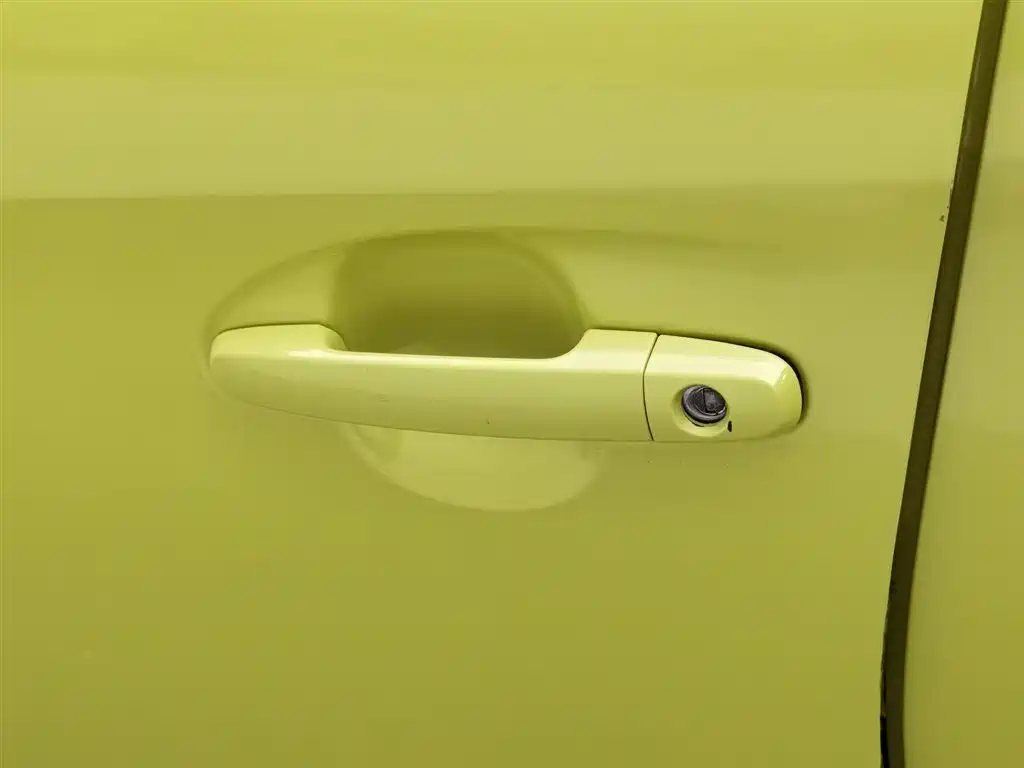 Toyota Yaris L 2019 — фото 18