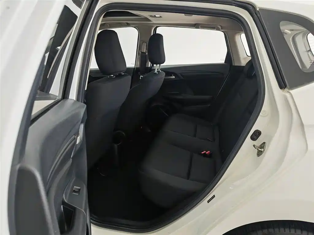 Honda Fit 2016 — фото 15