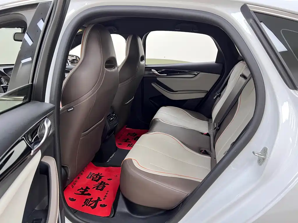 BYD Qin PLUS 2024 — фото 16