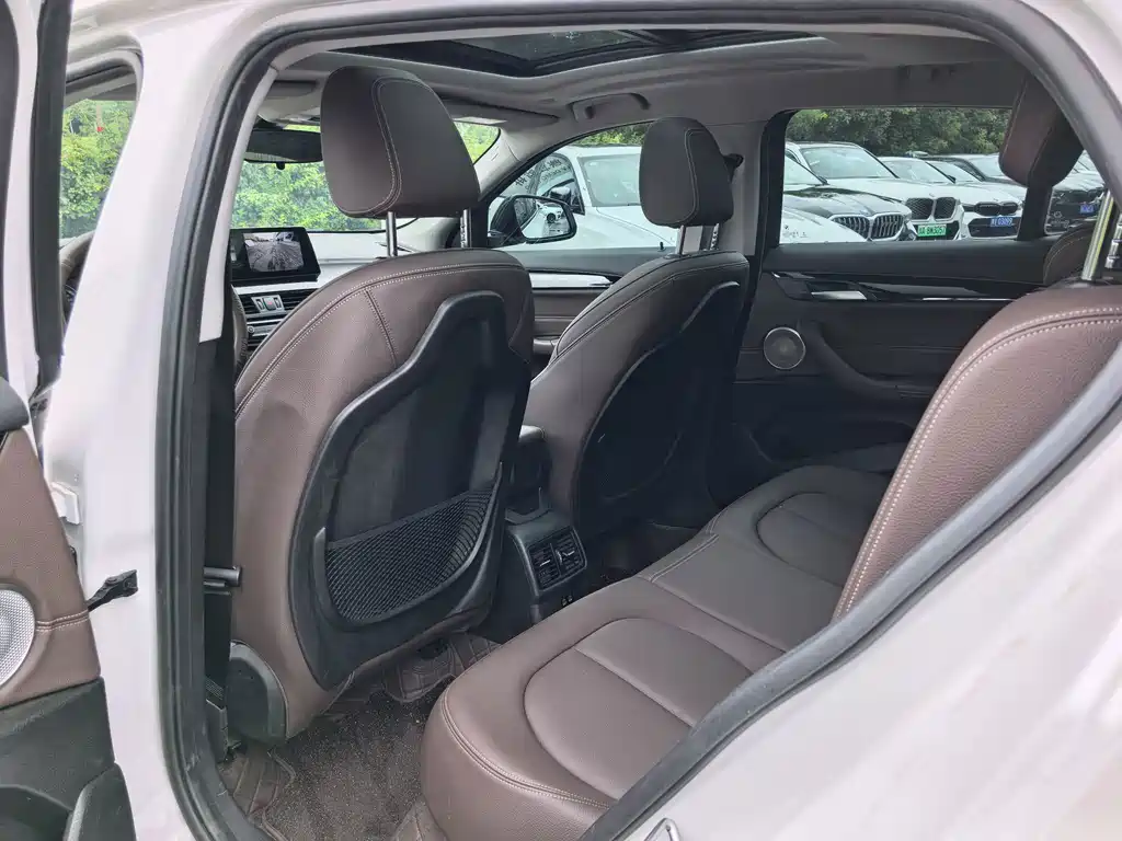 BMW X2 2023 — фото 14