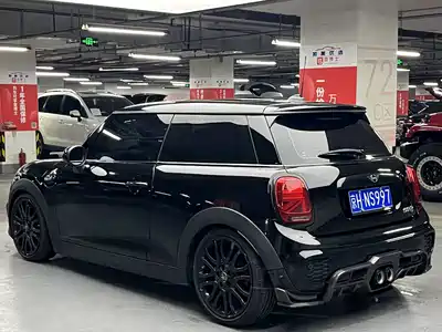 MINI MINI 2018