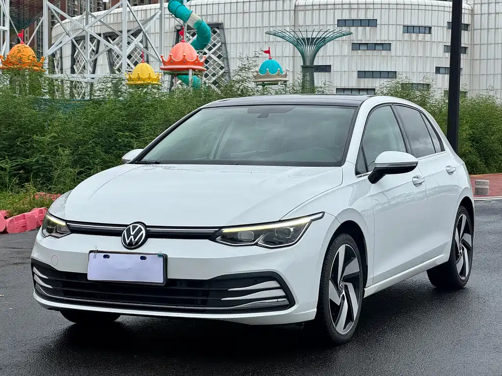 Volkswagen Golf 2022