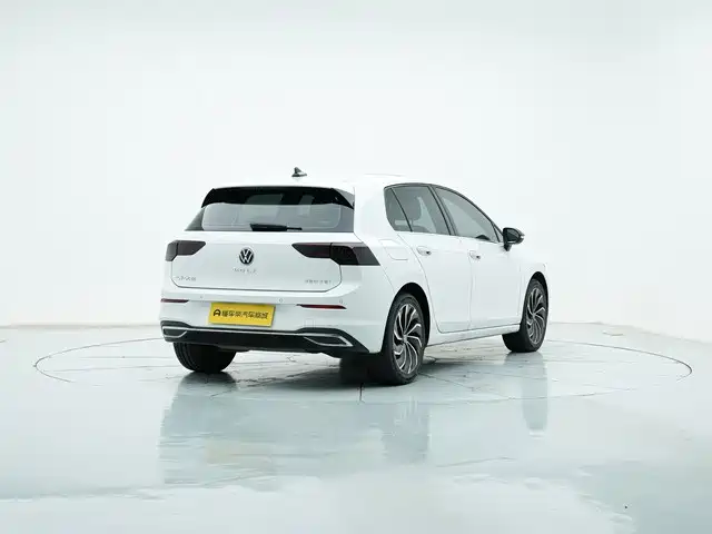 Volkswagen Golf 2022