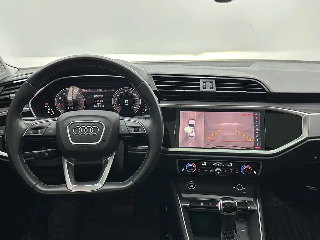 Audi Q3 2022 — фото 11