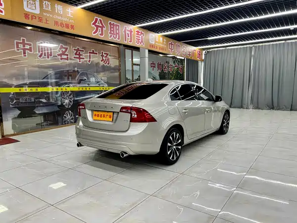 Volvo S60 2019