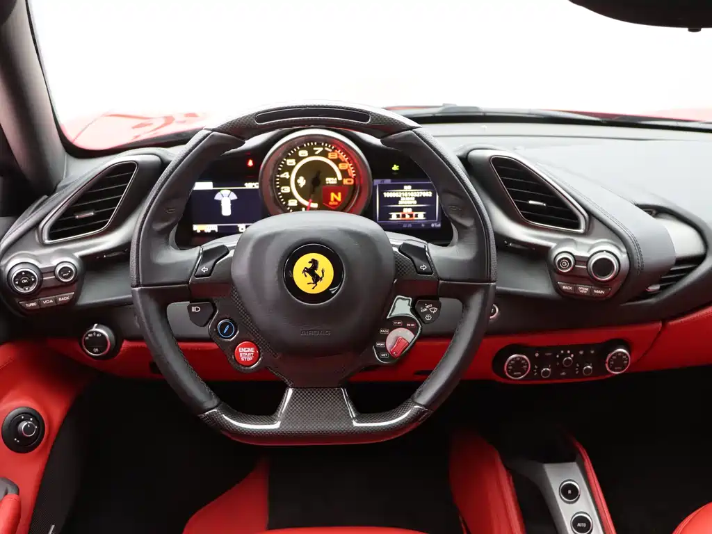 Ferrari 488 2017 — фото 11