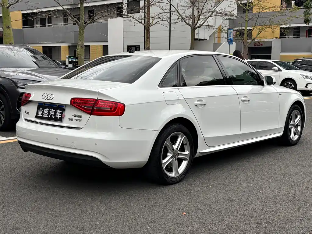 Audi A4L 2015 — фото 5