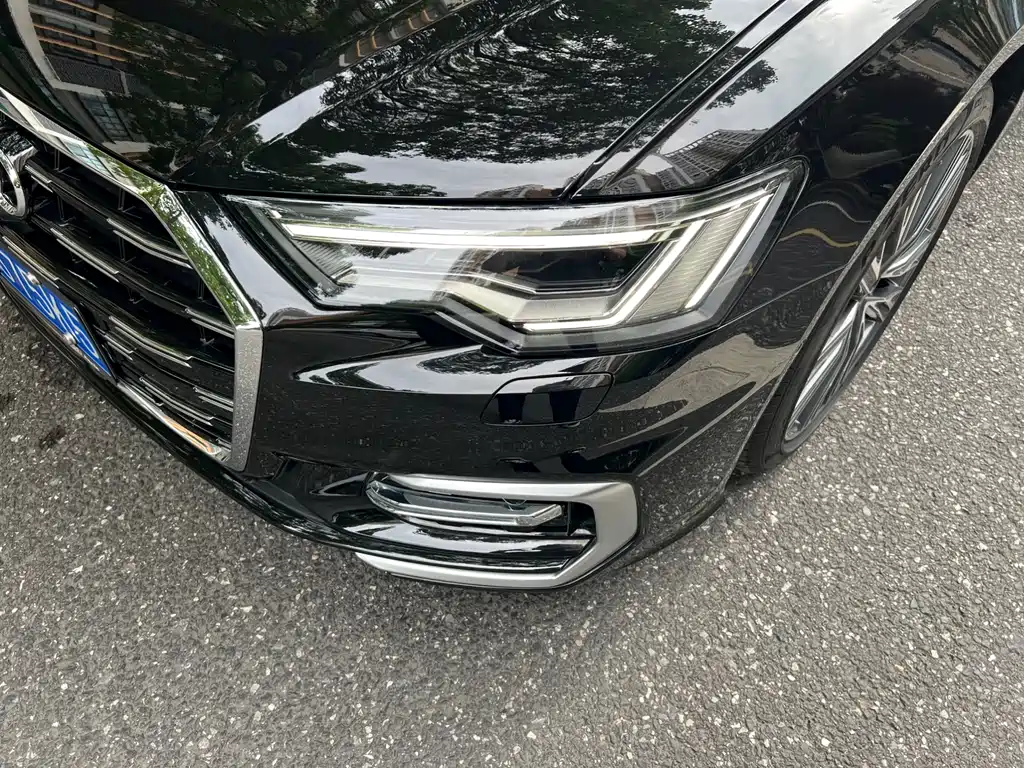 Audi A6L 2025