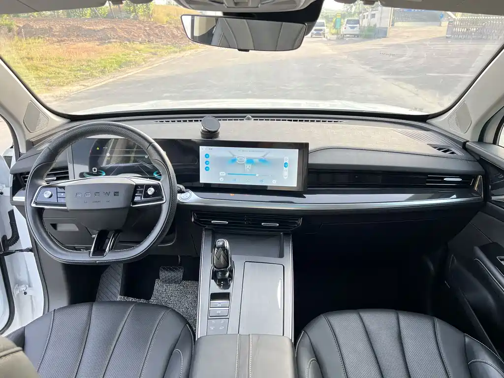 Roewe RX5 MAX 2022 — фото 13