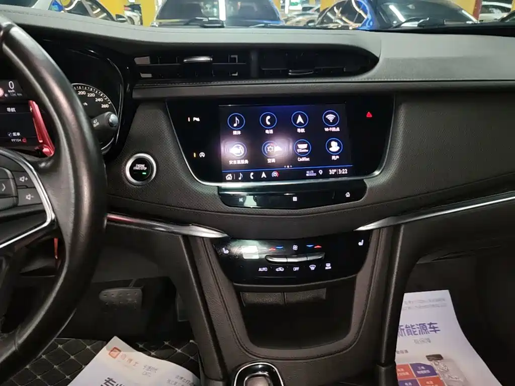 Cadillac XT5 2020 — фото 13