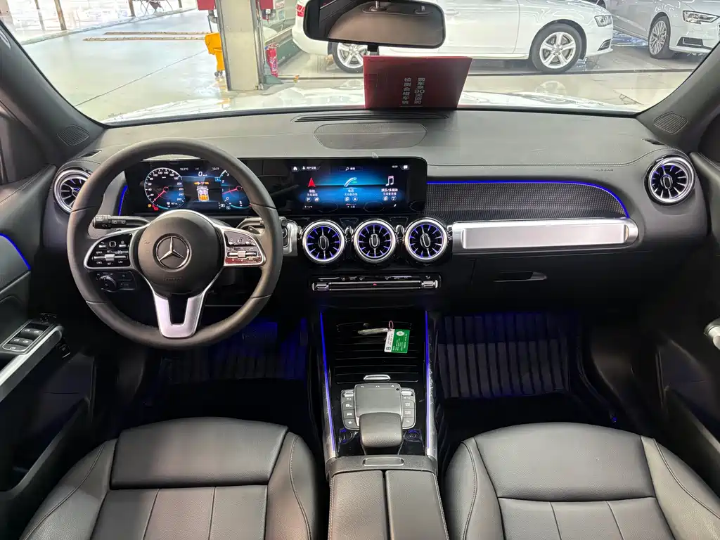 Mercedes-Benz GLB 2022 — фото 4