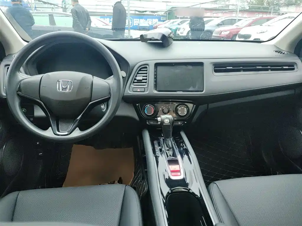Honda Vezel 2021 — фото 10