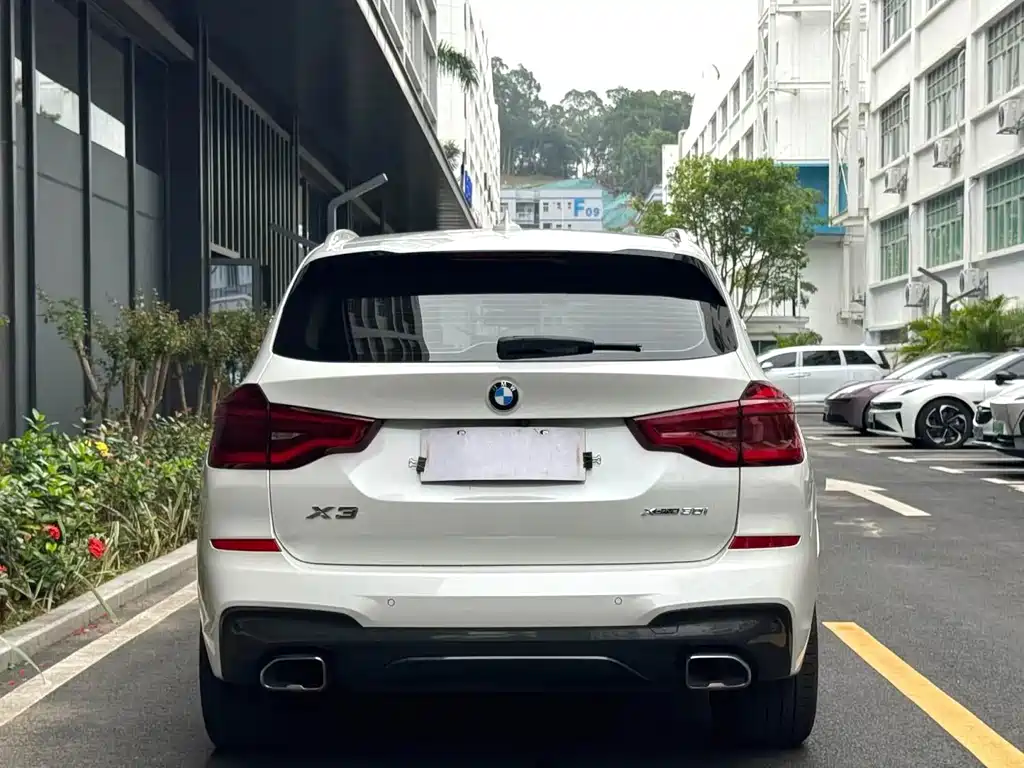 BMW X3 2021 — фото 8