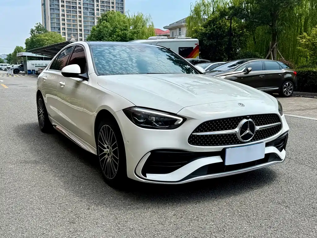 Mercedes-Benz C-Class 2023