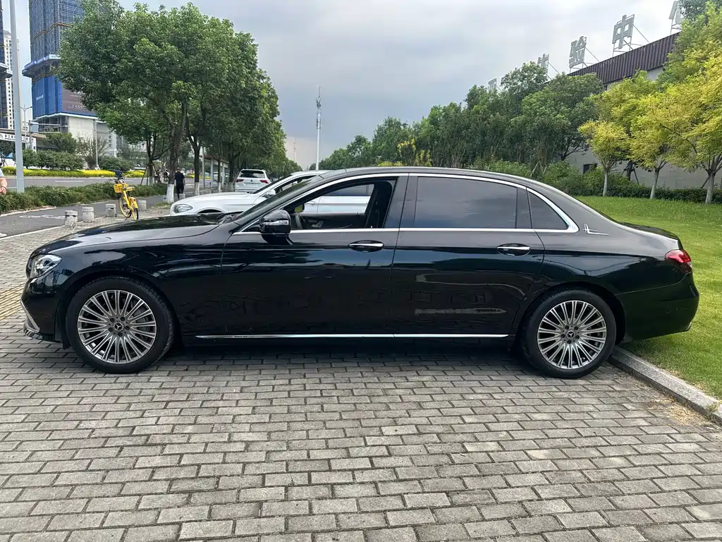 Mercedes-Benz E-Class 2018 — фото 5