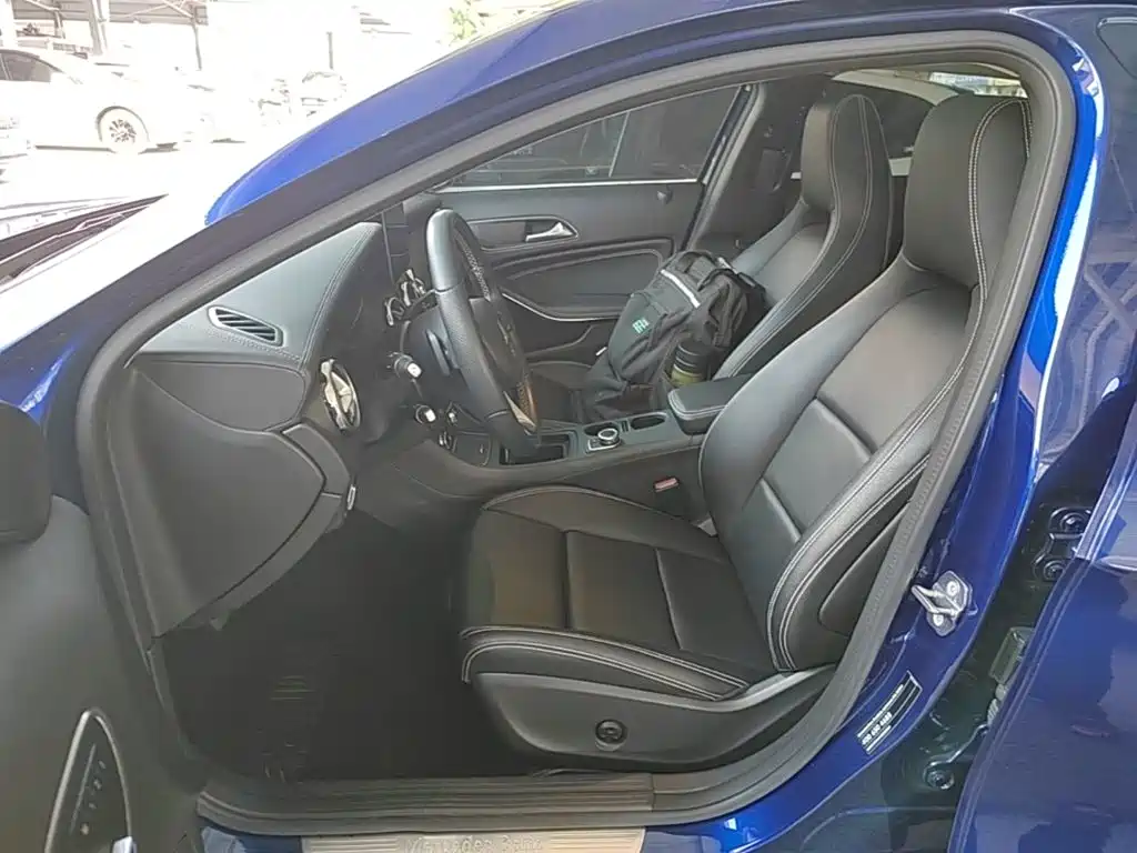Mercedes-Benz GLA 2018 — фото 15