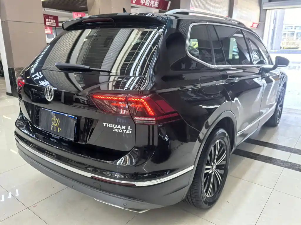 Volkswagen Tiguan L 2018 — фото 7