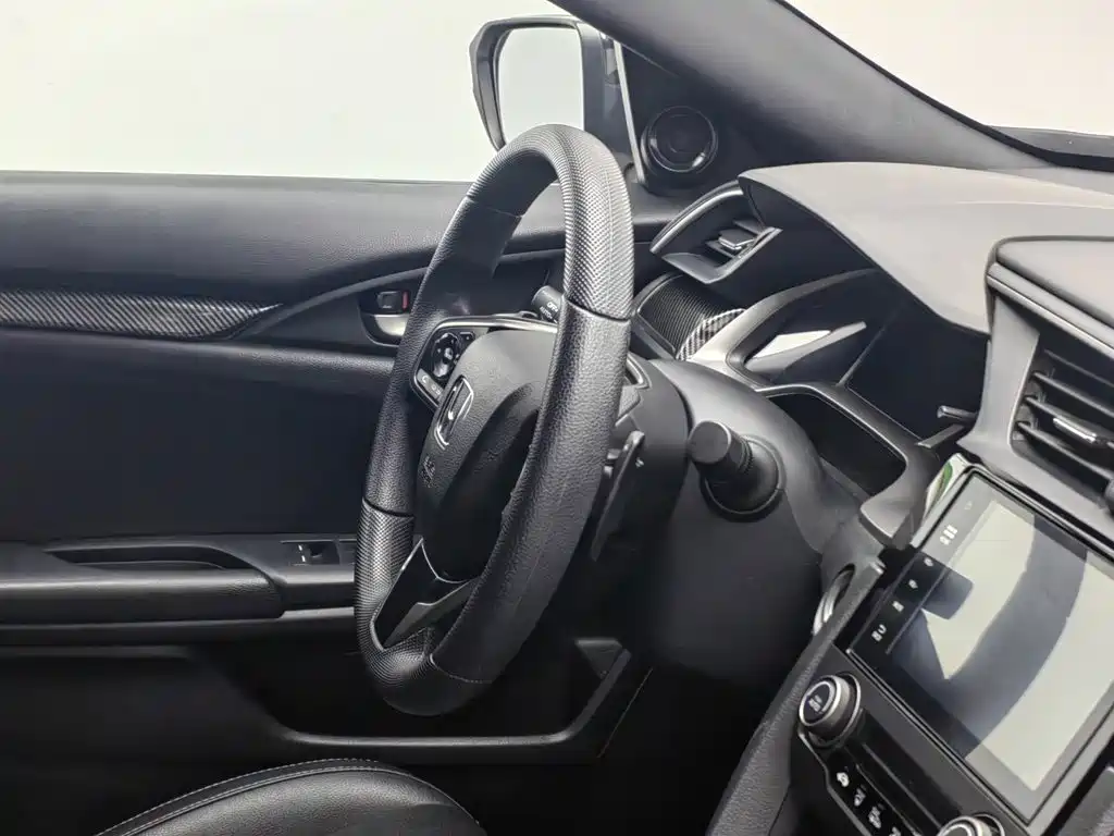 Honda Civic 2021 — фото 22