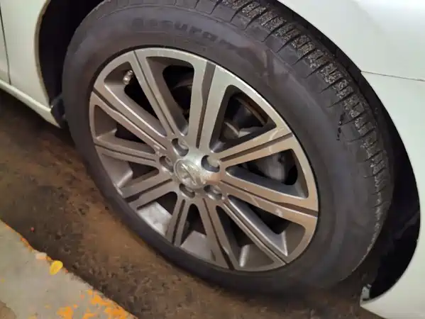 Peugeot 408 2015