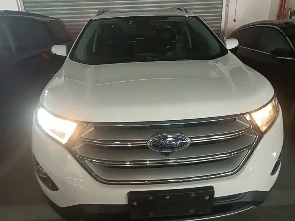 Ford Edge 2019 — фото 3
