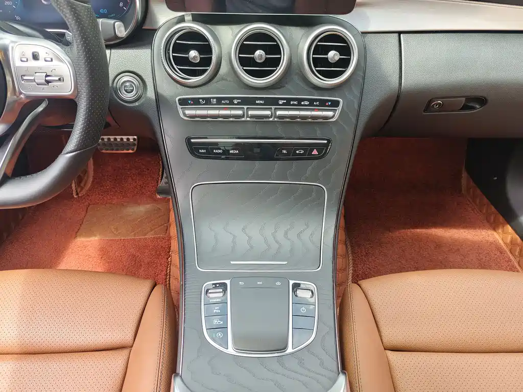 Mercedes-Benz C-Class 2020 — фото 18