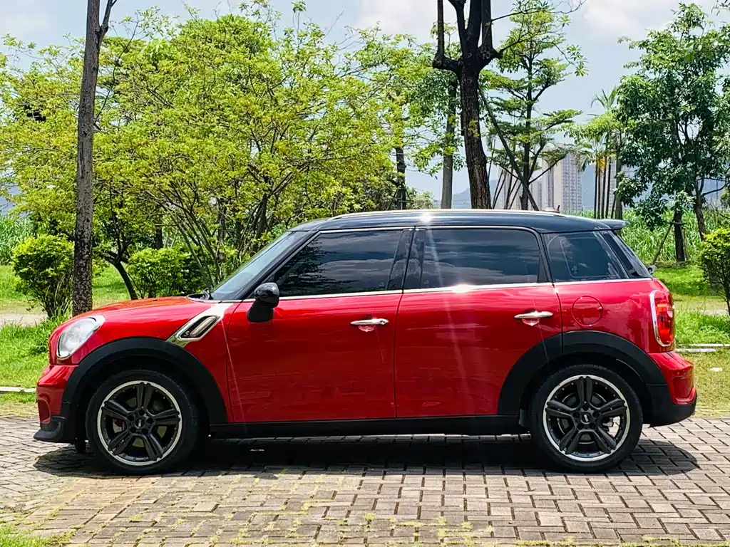 MINI Countryman 2016