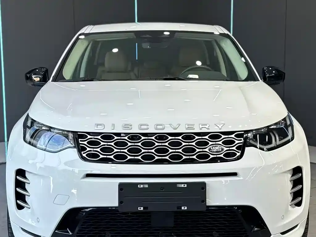 Land Rover Discovery Sport 2024