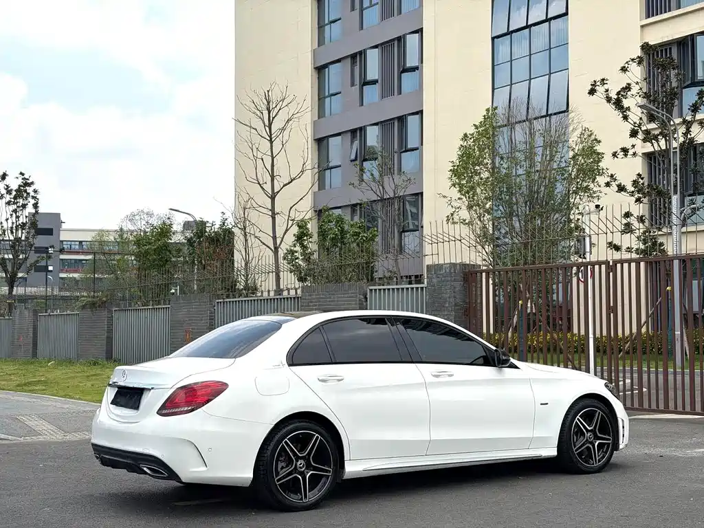 Mercedes-Benz C-Class 2020 — фото 15