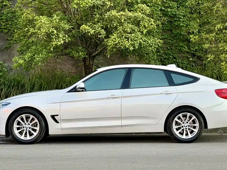 BMW 3 Series GT 2017 — фото 3