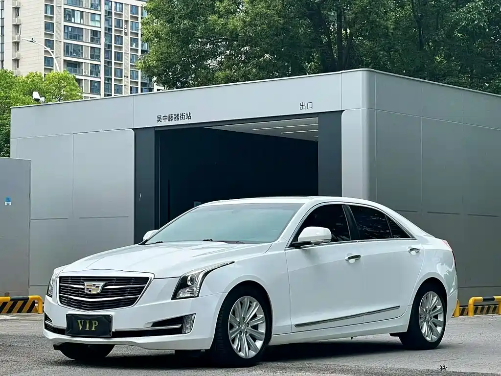 Cadillac ATS-L 2017 — фото 1