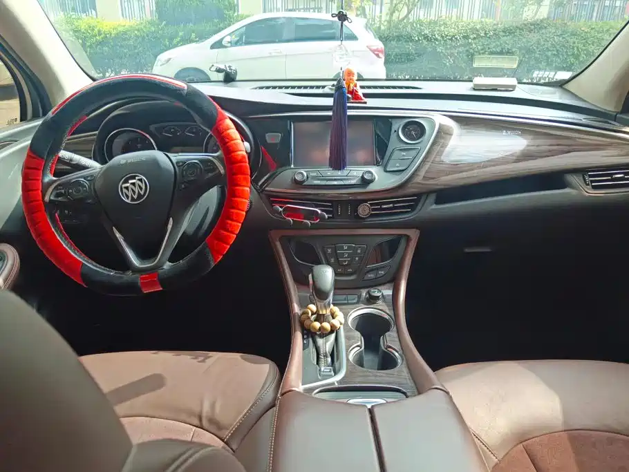 Buick Envision Plus 2017 — фото 12
