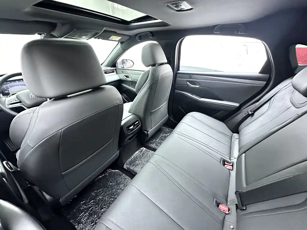 BYD Qin PLUS 2025 — фото 11