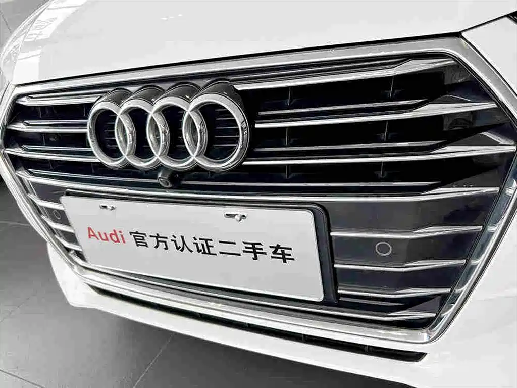 Audi A4L 2018 — фото 14