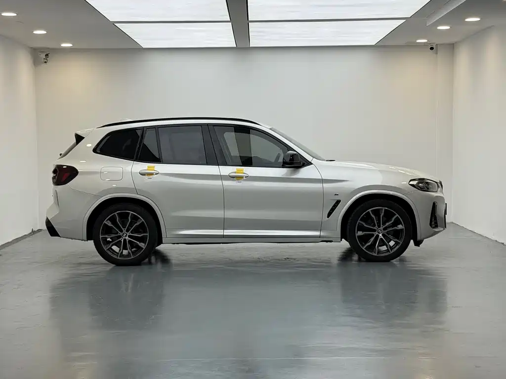 BMW X3 2022 — фото 9