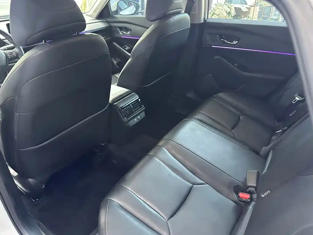 Honda Accord 2024 — фото 11