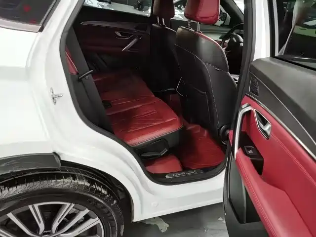 Jetour X70 PLUS 2025