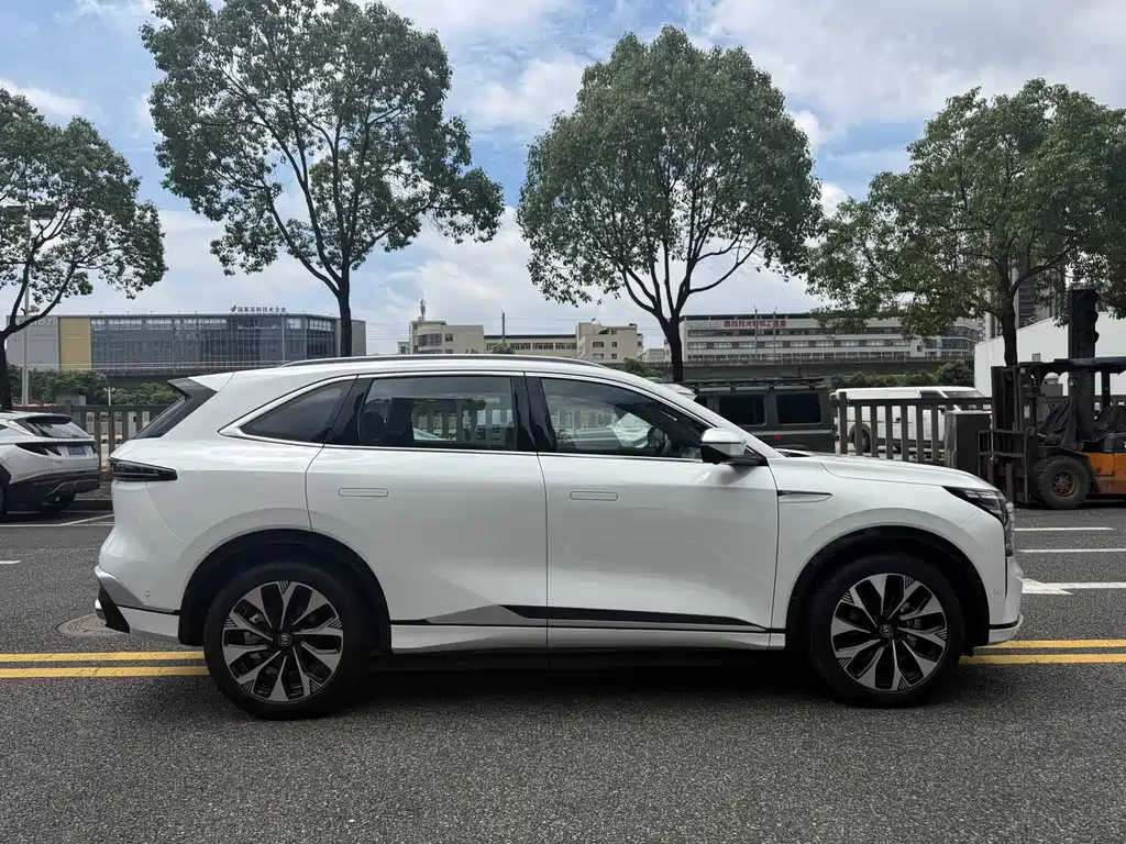 Changan CS75 PLUS 2025 — фото 4