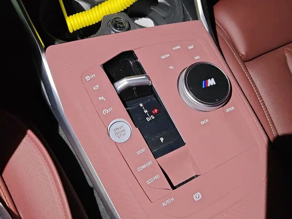 BMW 3 Series 2023 — фото 10