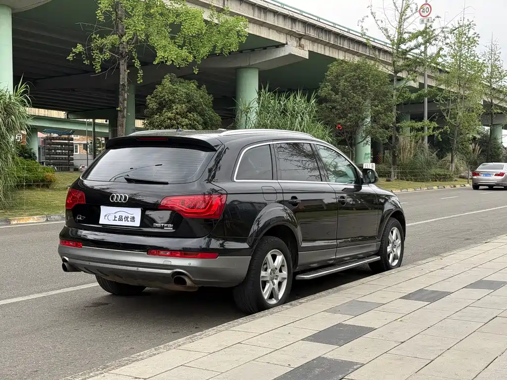 Audi Q7 2015 — фото 37