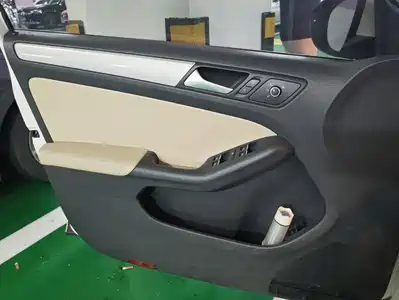 Volkswagen Sagitar 2015