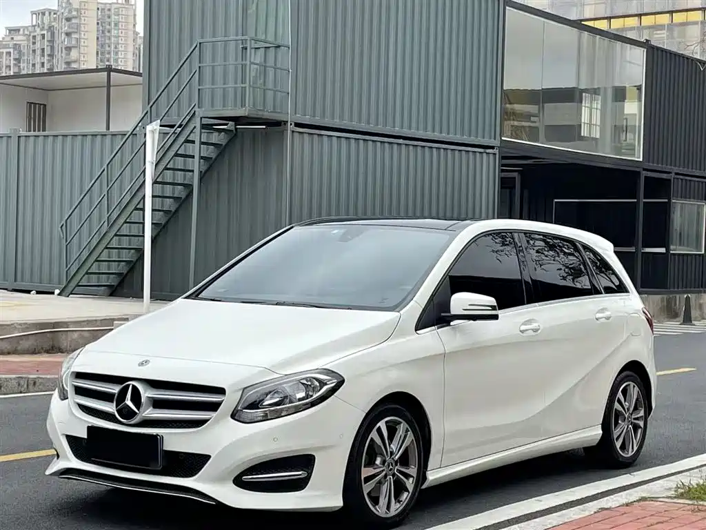 Mercedes-Benz B-Class 2018 — фото 1