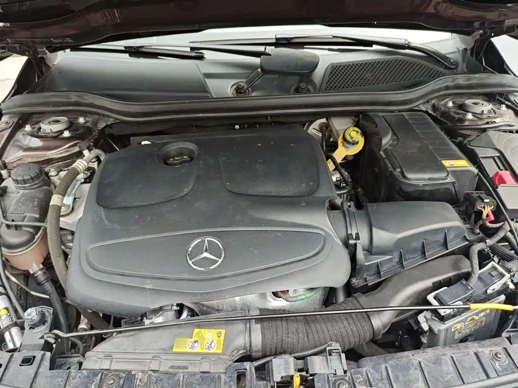 Mercedes-Benz GLA 2016 — фото 16