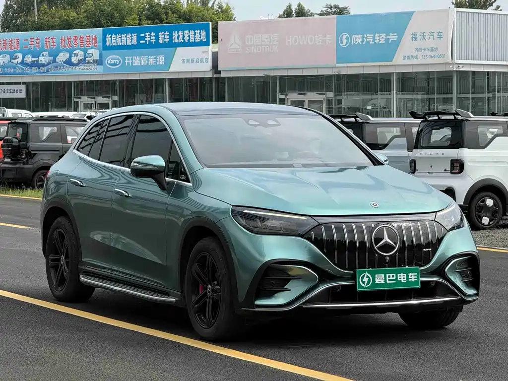 Mercedes-Benz EQE SUV 2025 — фото 3