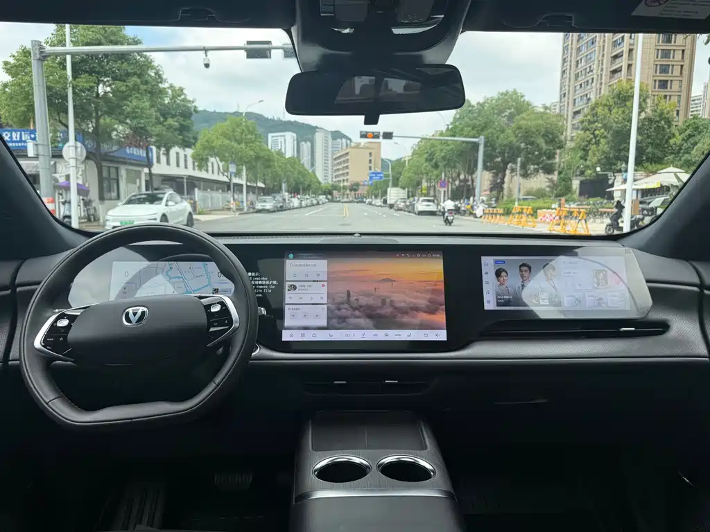 Changan CS75 PLUS 2025 — фото 15